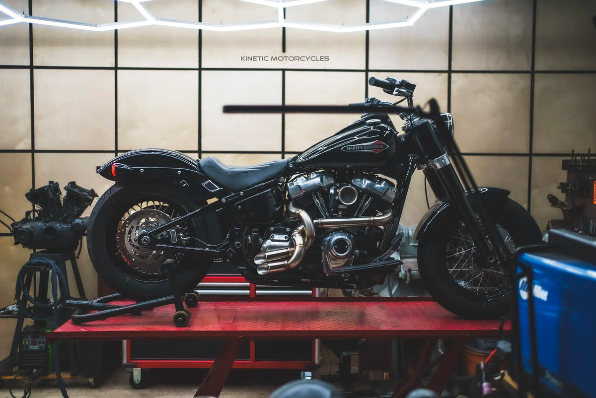 TWIST TIG-Welded 304 Stainless Steel 2-2 Exhaust for M8 Harley Softail