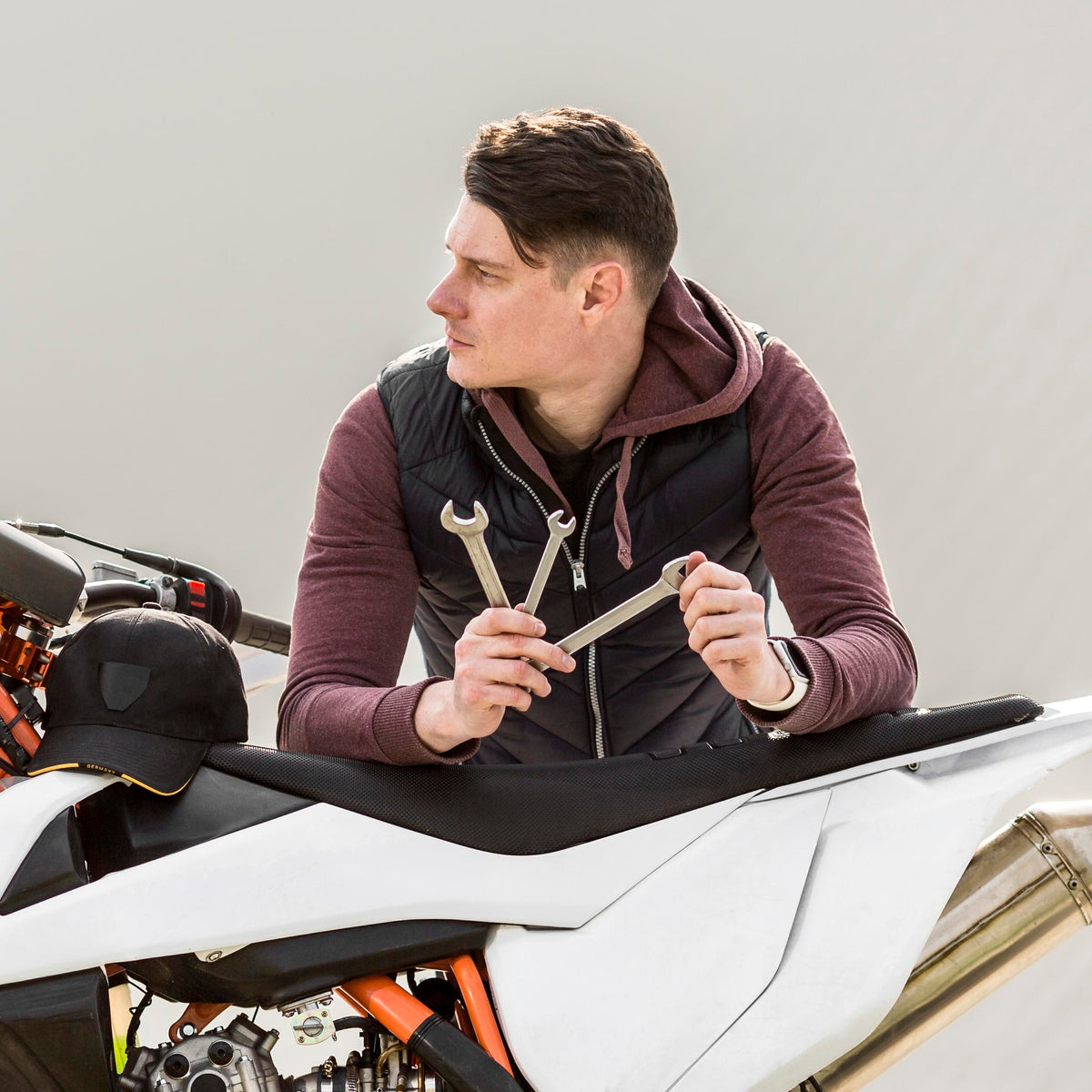Motorcycle Customization: DIY vs Pro - Which Build is Right for You?