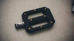 BMX Footpegs – Carbon Composite Wide Grip for Harley Sportster
