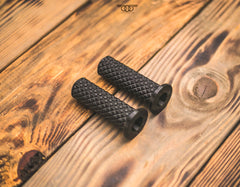 Heavy Knurl Grips – High-Performance Motorcycle Handlebar Grips
