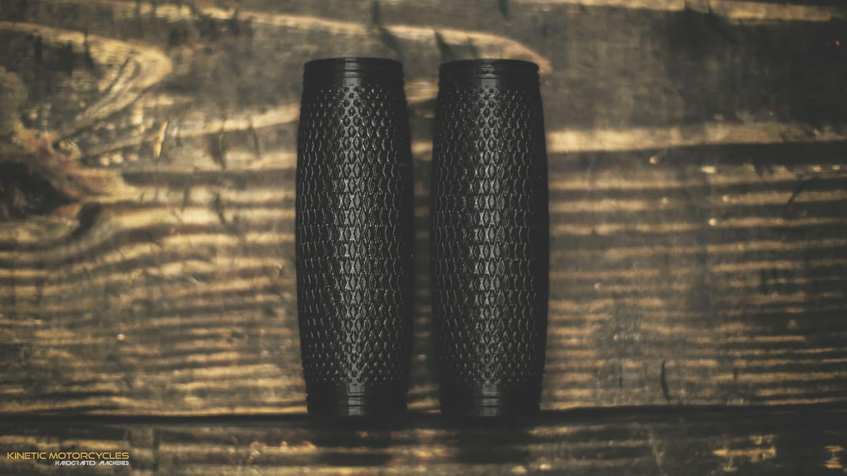 Wide Knurl Grips for 1″ Motorcycle Handlebars