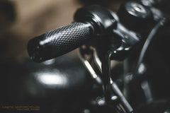 Wide Knurl Grips for 1″ Motorcycle Handlebars