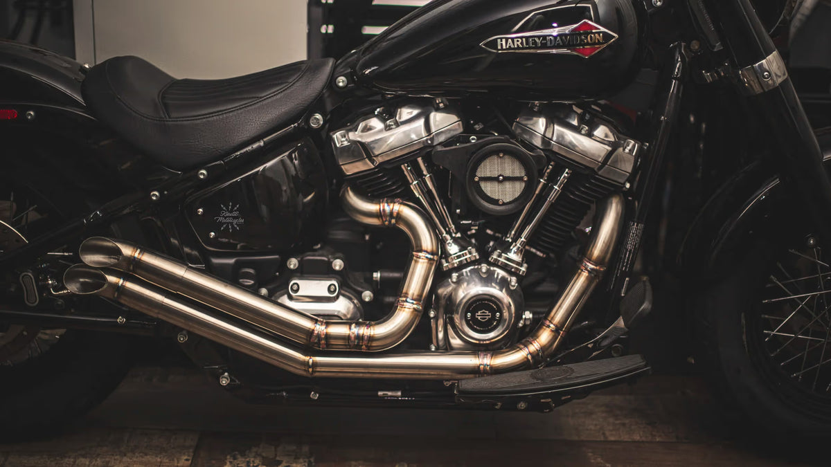 Slant TIG-Welded 304 Stainless Steel 2-2 Exhaust for M8 Harley Softail
